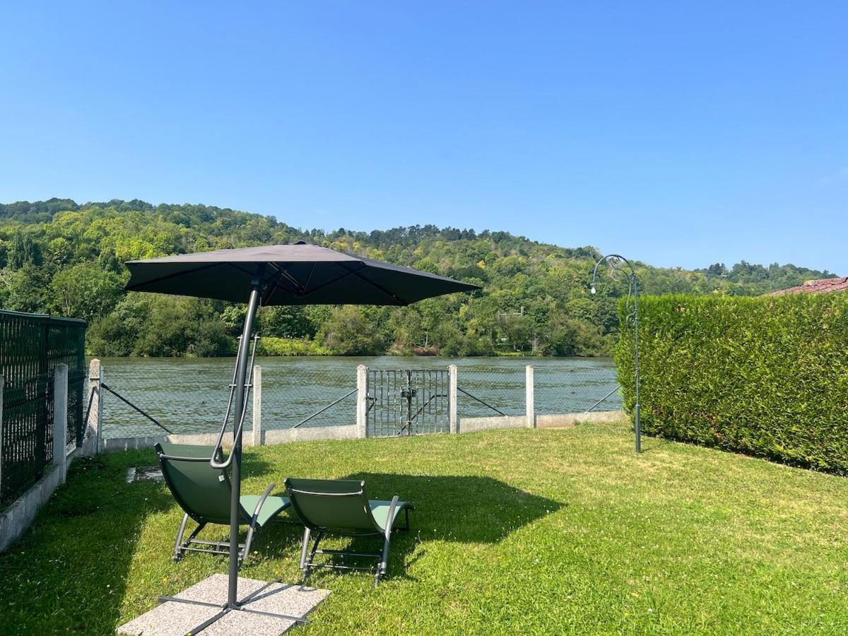 Charmant Chalet En Bord De Seine 圣皮埃尔－迪沃夫赖 外观 照片